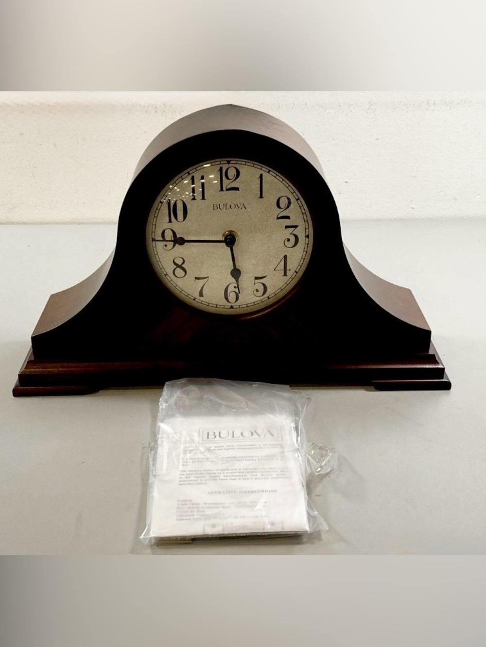 Bulova B1515 Brown Wood
Mantel Clock Quartz Analog
Triple Chime Westminster